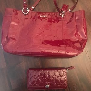 Used 2 times! coach wallet and matching purse